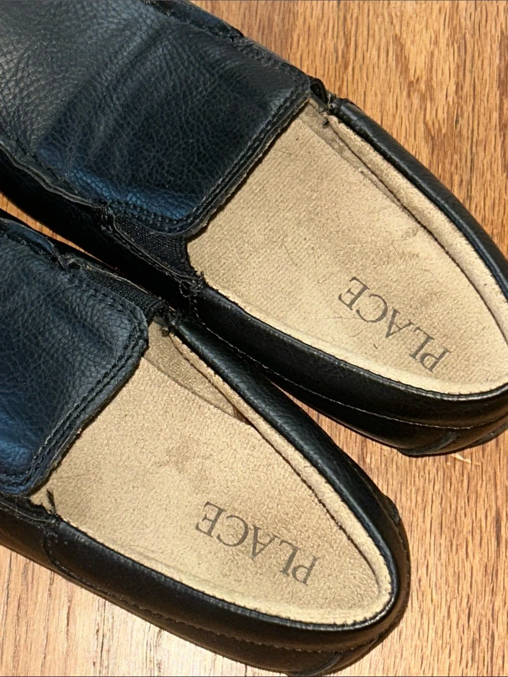 sold The Children’s Place Boys Black Slip-On Casual Loafers size 12